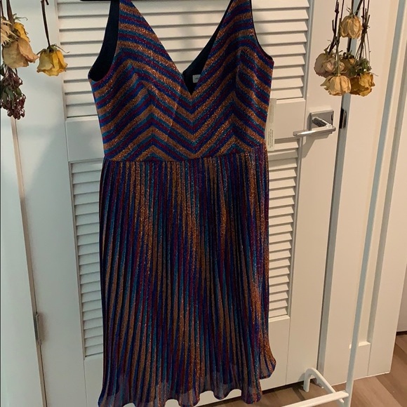 NWT!! Anthropologie sparkly dress - Picture 4 of 8